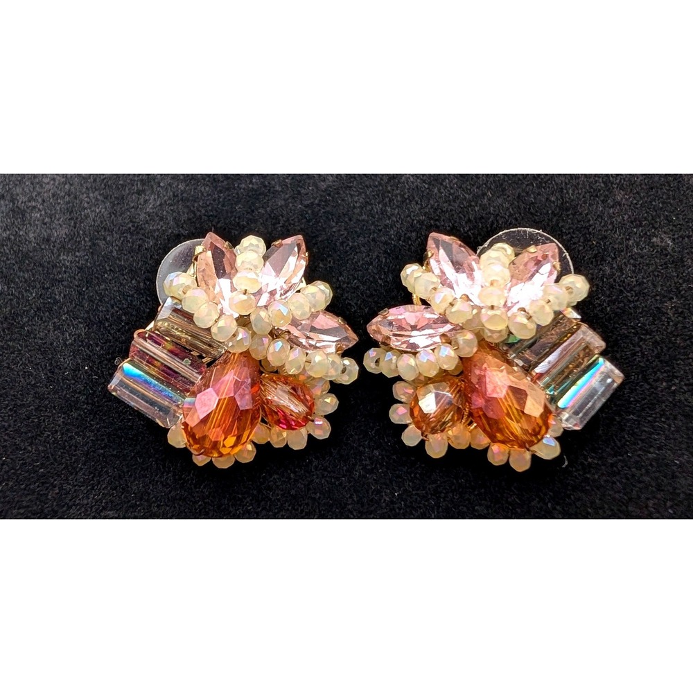 Vintage Style Peach Amber Crystal Cluster Stud Earrings Gold Tone Iridescent